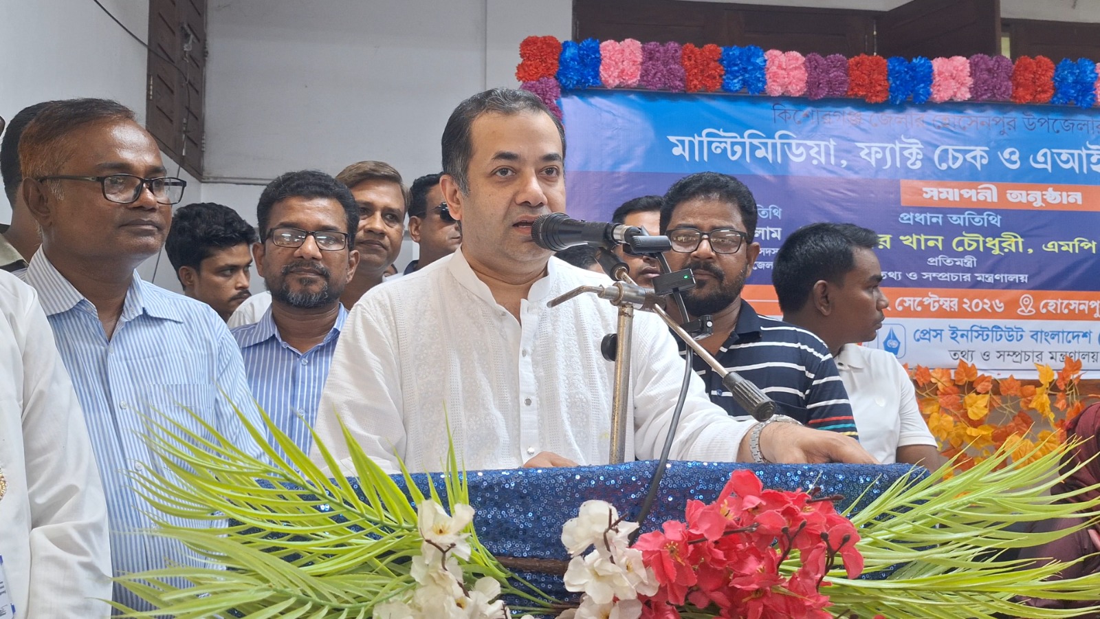 অপতথ্য ঠেকাতে সাংবাদিকদের দায়িত্বশীল হওয়ার আহ্বান তথ্য প্রতিমন্ত্রীর